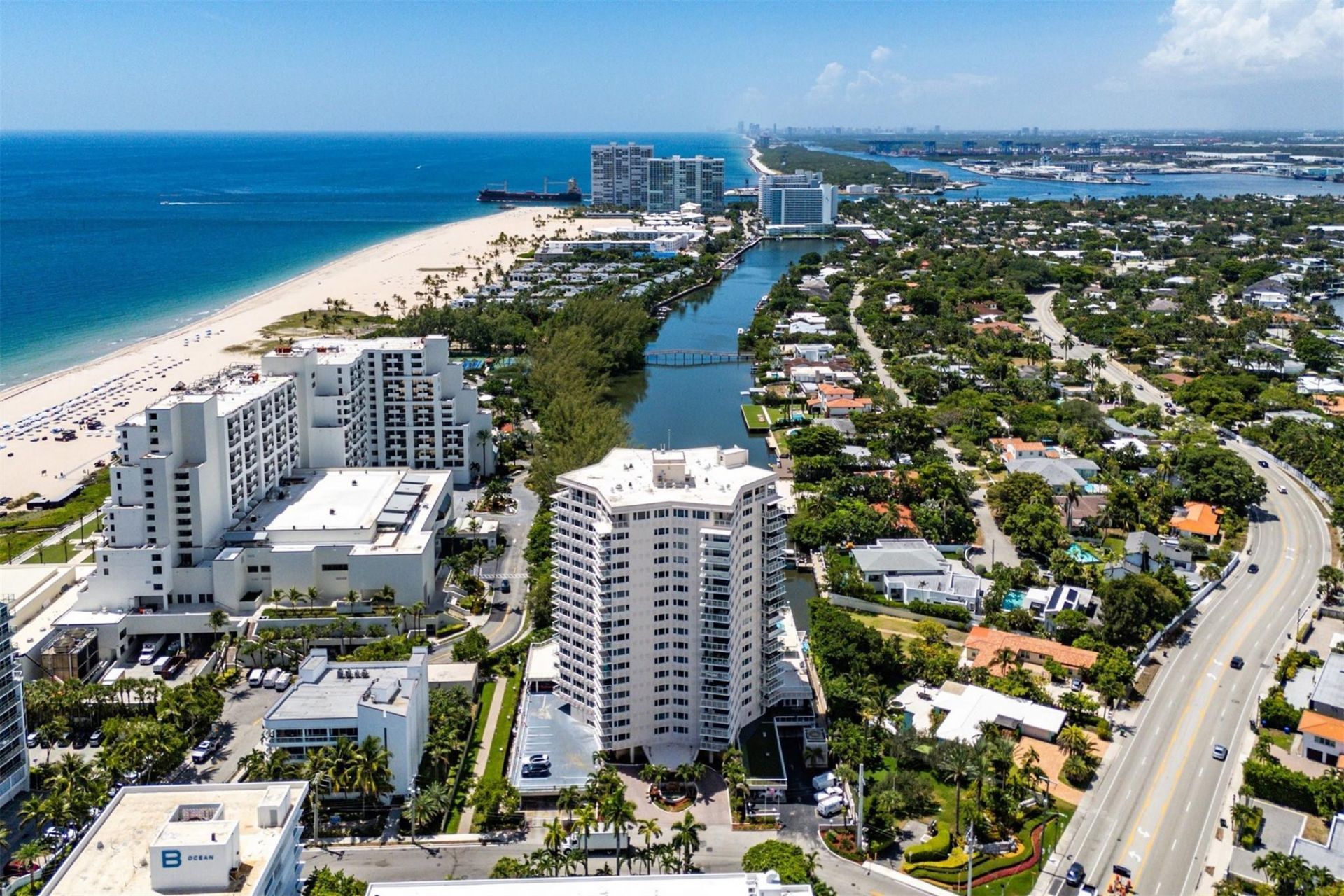 3000 Holiday Drive, Fort Lauderdale, FL 33316 Photo