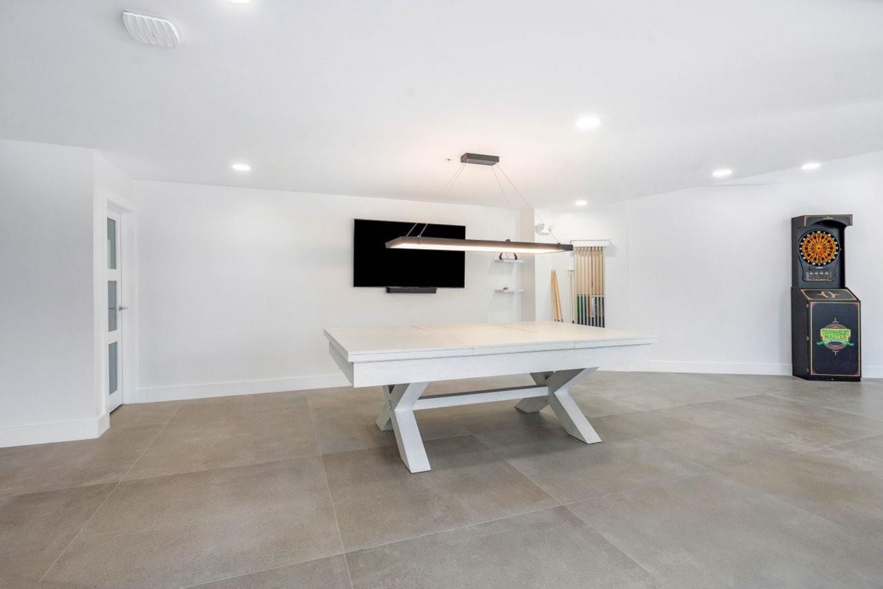 3000 Holiday Drive, Fort Lauderdale, FL 33316 Photo