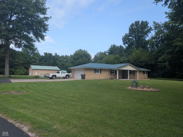 2297 N 300 E, Anderson, IN 46012