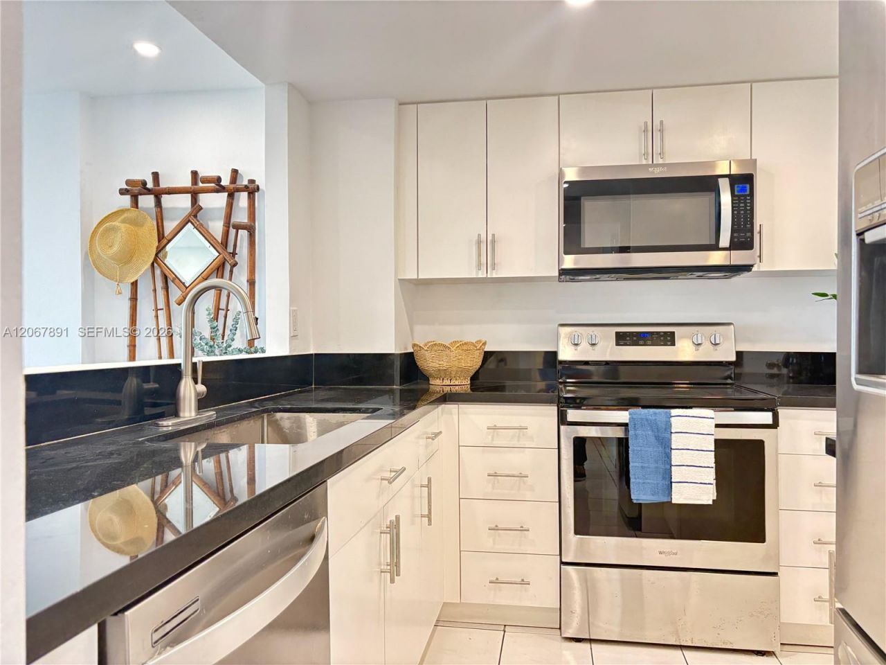 8000 Harding Ave, Unit 7E, Miami Beach, FL 33141 Photo