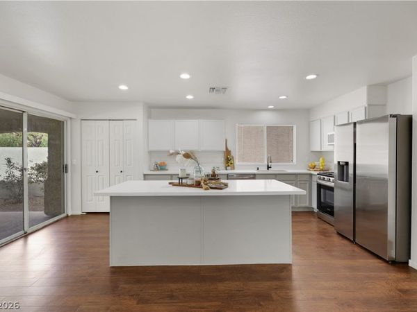 648 Moonlight Mesa Drive, Henderson, NV 89011