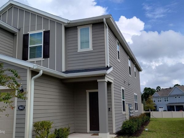 9843 FIDDLEBACK Lane, Jacksonville, FL 32222