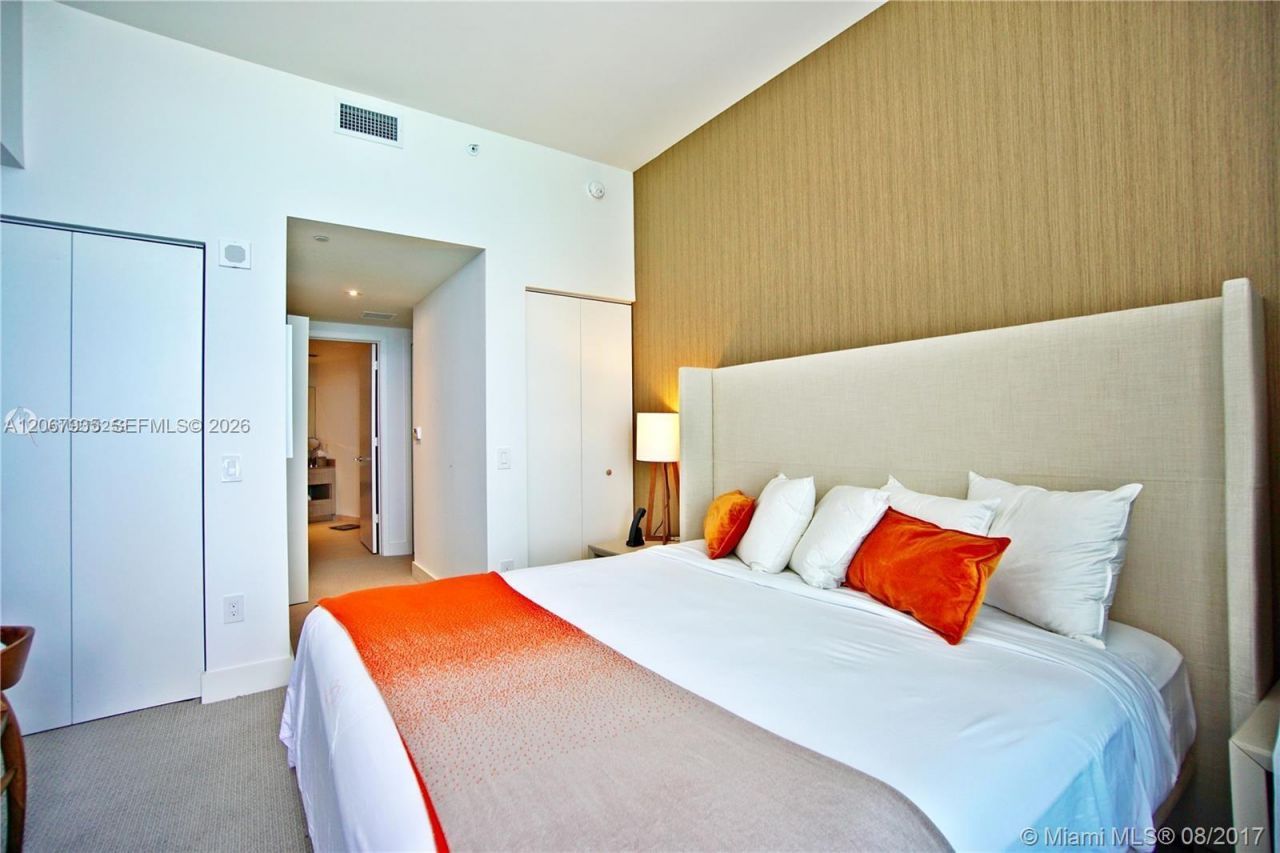 4111 S Ocean Dr , Unit LPH6, Hollywood, FL 33019 Photo