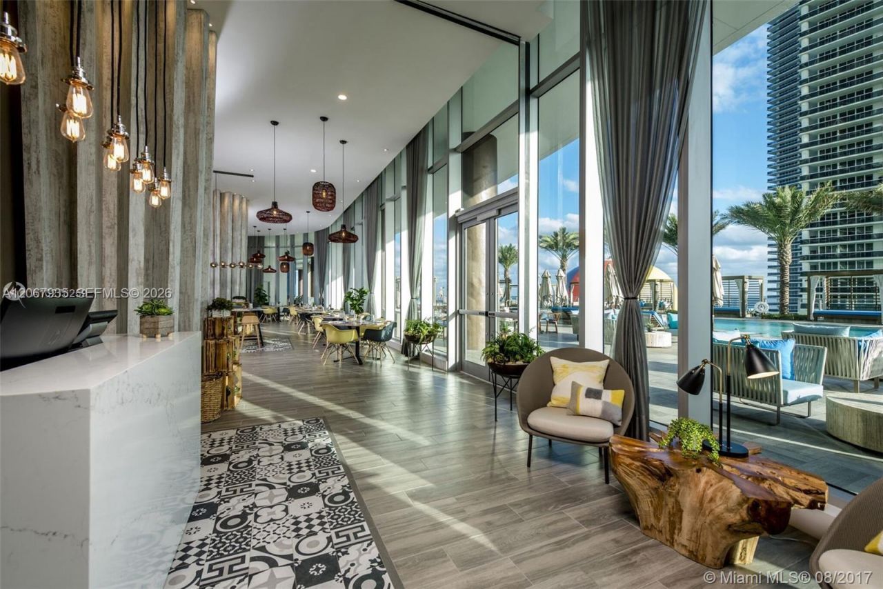 4111 S Ocean Dr , Unit LPH6, Hollywood, FL 33019 Photo