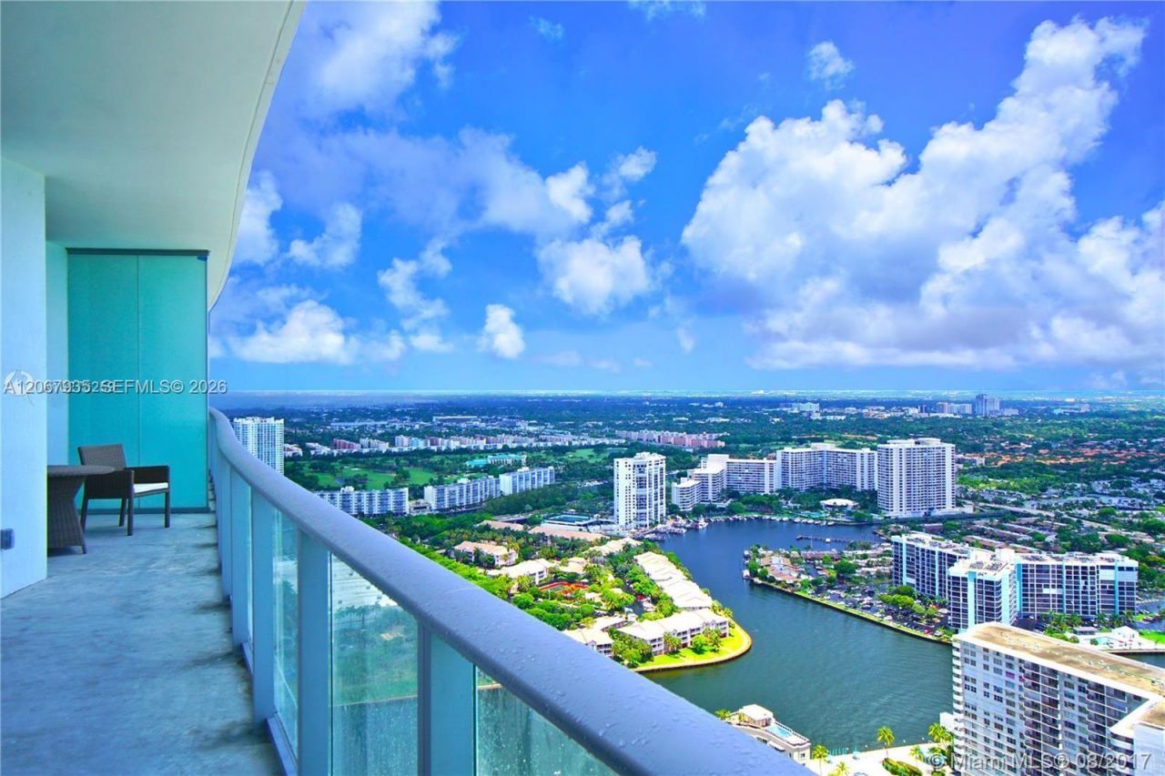4111 S Ocean Dr , Unit LPH6, Hollywood, FL 33019 Photo