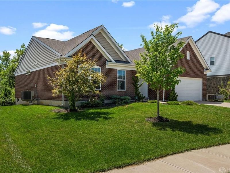 5503 Rock Creek Lane, Franklin, OH 45005 Photo 2
