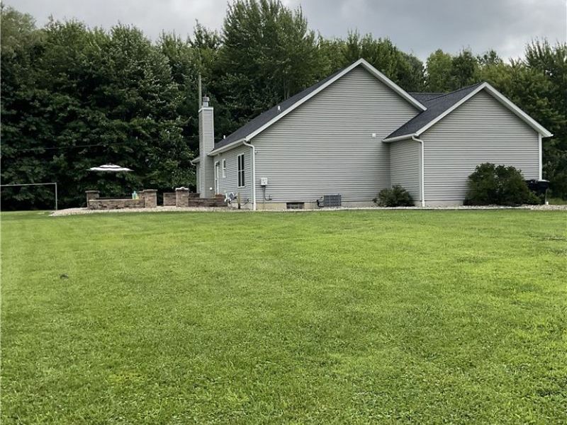 9277 German Church, North Benton, OH 44449 Photo 6
