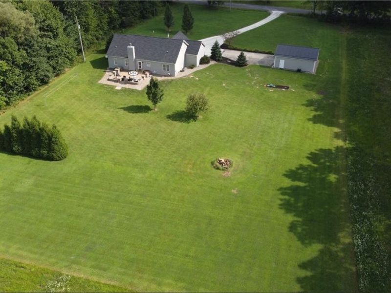 9277 German Church, North Benton, OH 44449 Photo 9