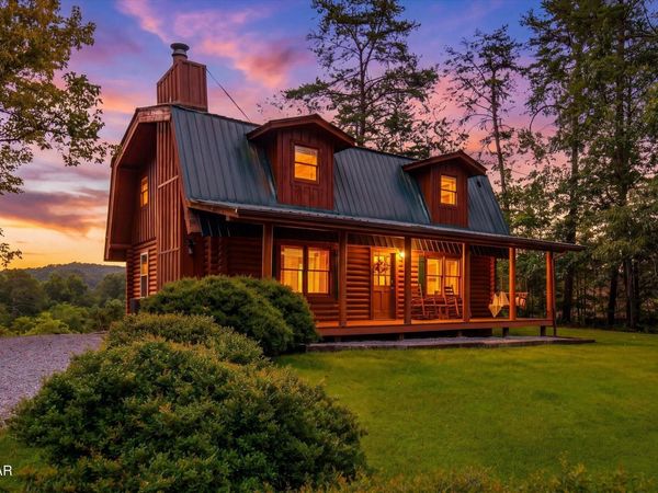 1736 Walker Trail, Sevierville, TN 37876