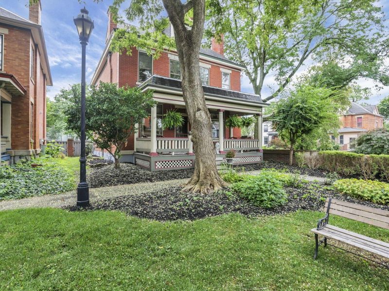 416 W 5th Avenue , Columbus, OH 43201 Photo 4