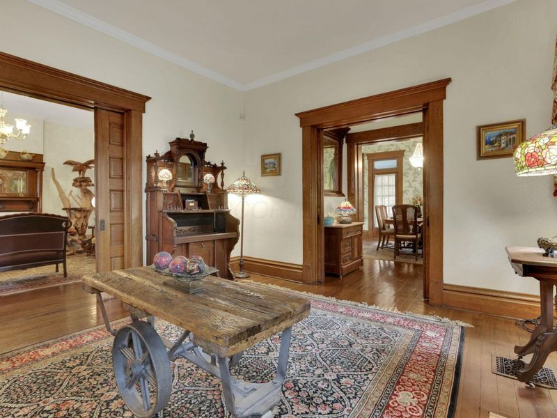 416 W 5th Avenue , Columbus, OH 43201 Photo 8