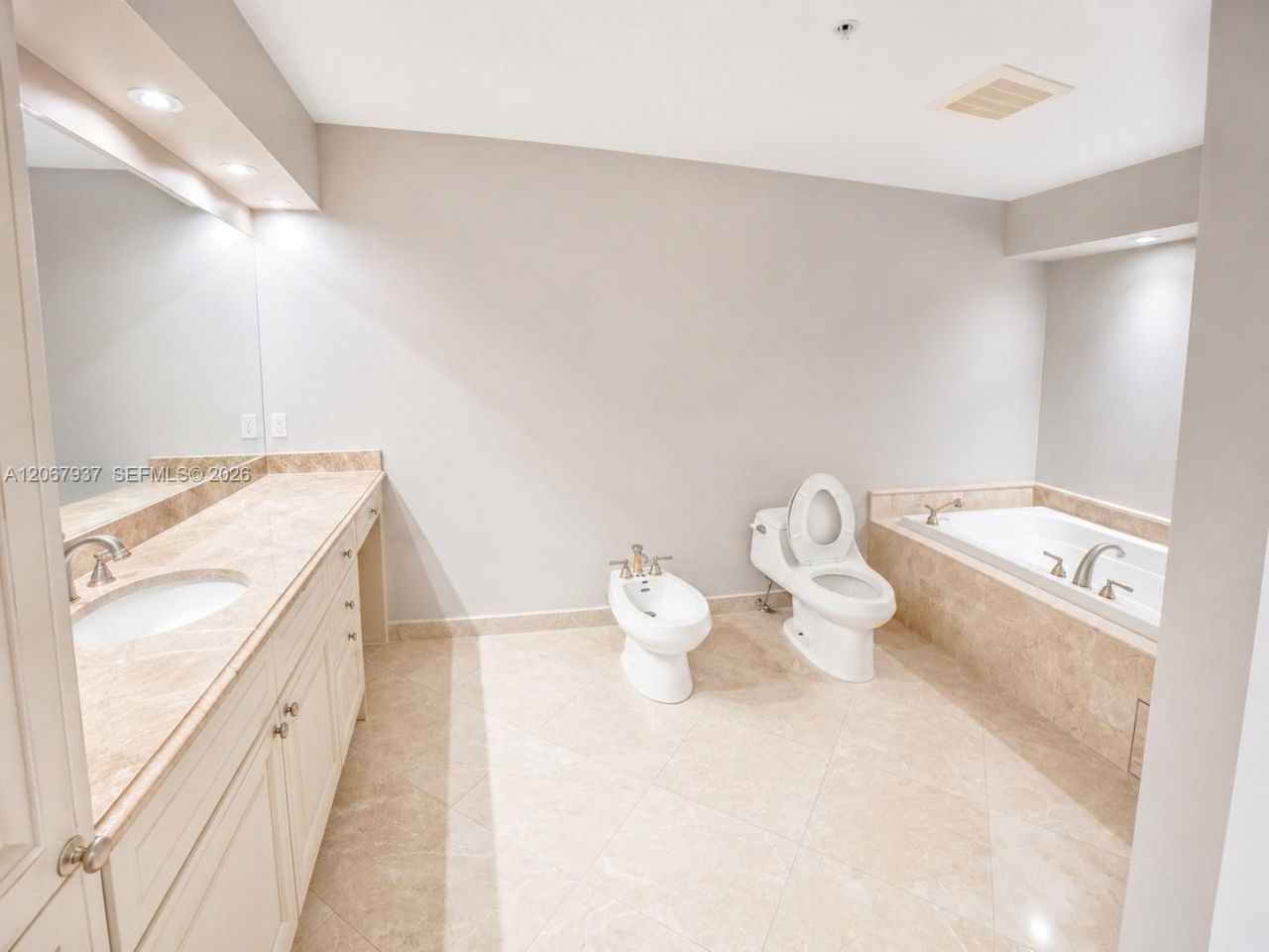 3501 N Ocean Dr, Unit V1, Hollywood, FL 33019 Photo
