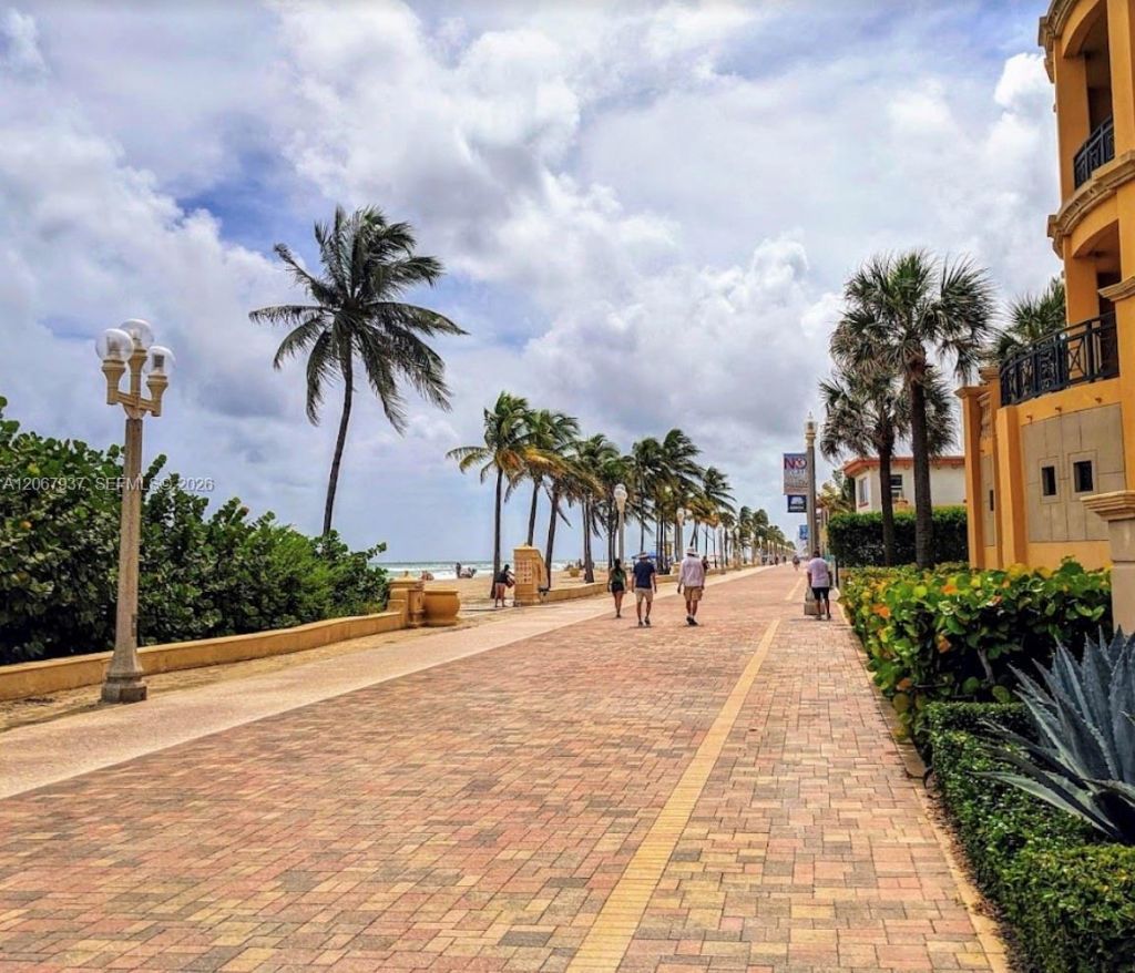 3501 N Ocean Dr, Unit V1, Hollywood, FL 33019 Photo