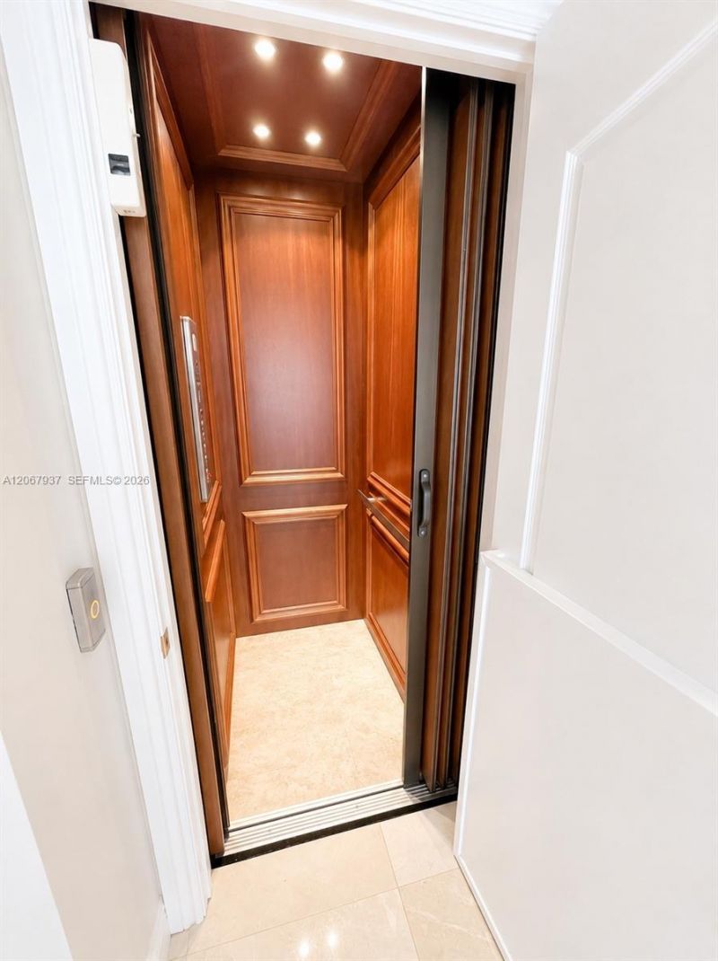 3501 N Ocean Dr, Unit V1, Hollywood, FL 33019 Photo