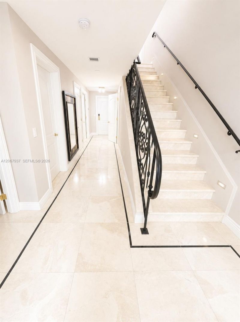 3501 N Ocean Dr, Unit V1, Hollywood, FL 33019 Photo