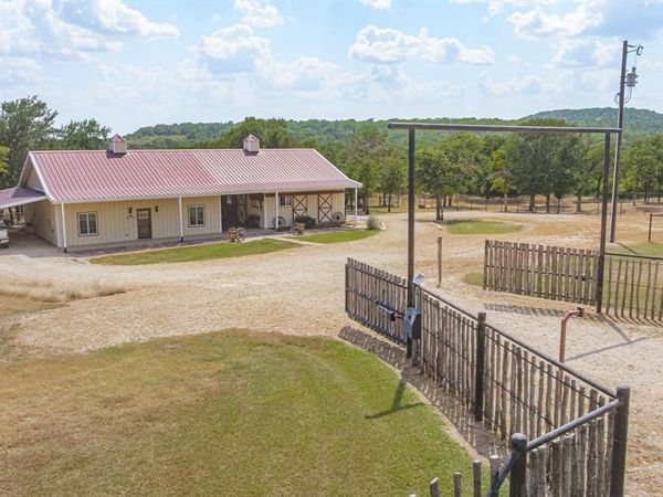 1155 Horsemans Drive, Stephenville, TX 76401