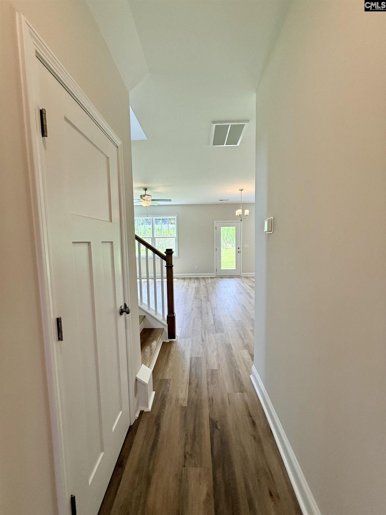 187 Andover Way  Photo 10