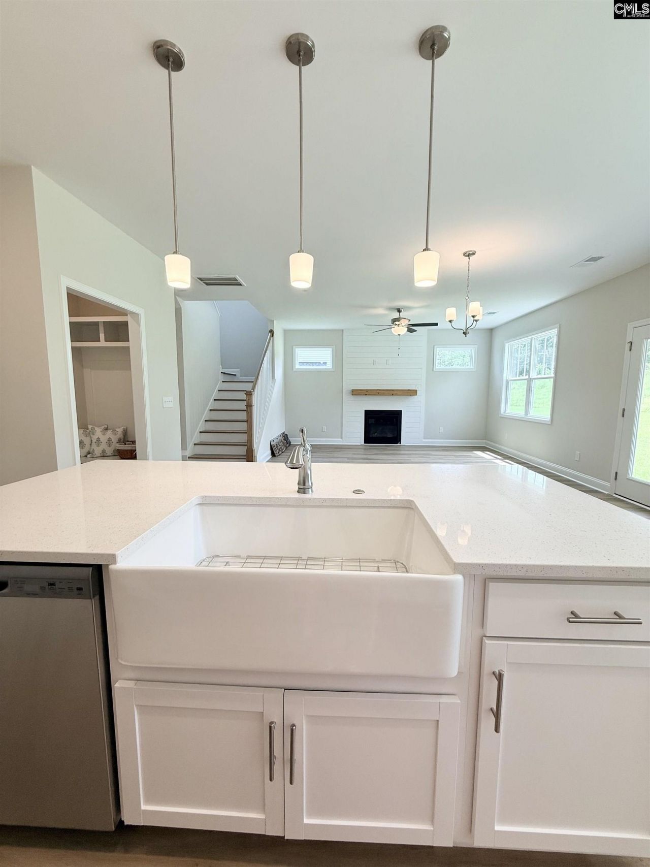 187 Andover Way  Photo 13