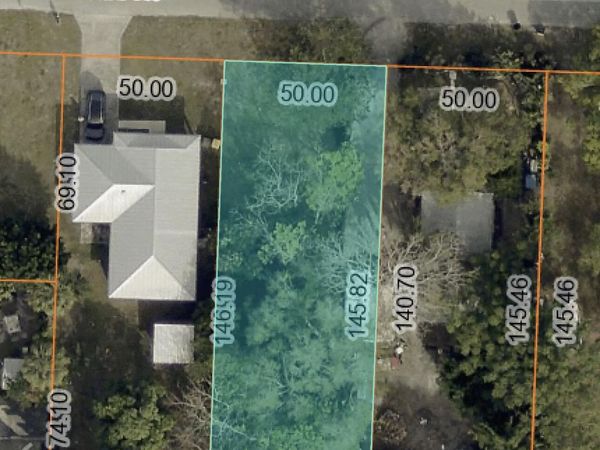 1605 EMERALD Terrace, Fort Pierce, FL 34950