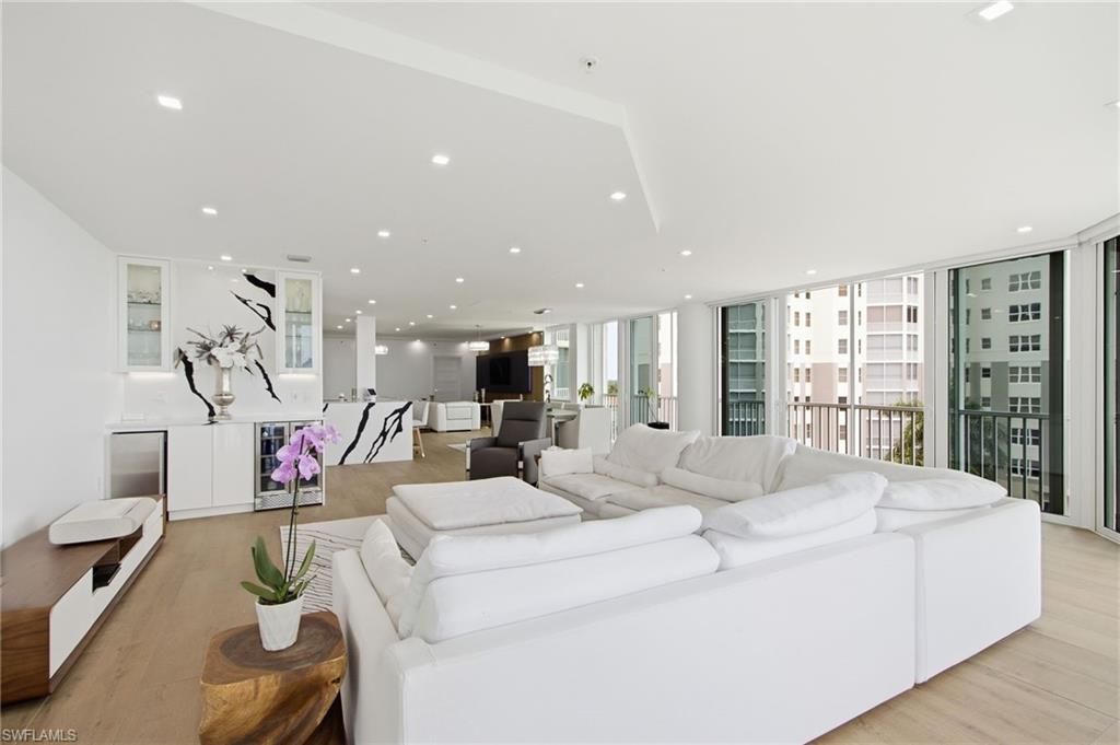 14250 Royal Harbour Ct, Unit 715, Fort Myers, FL 33908 Photo