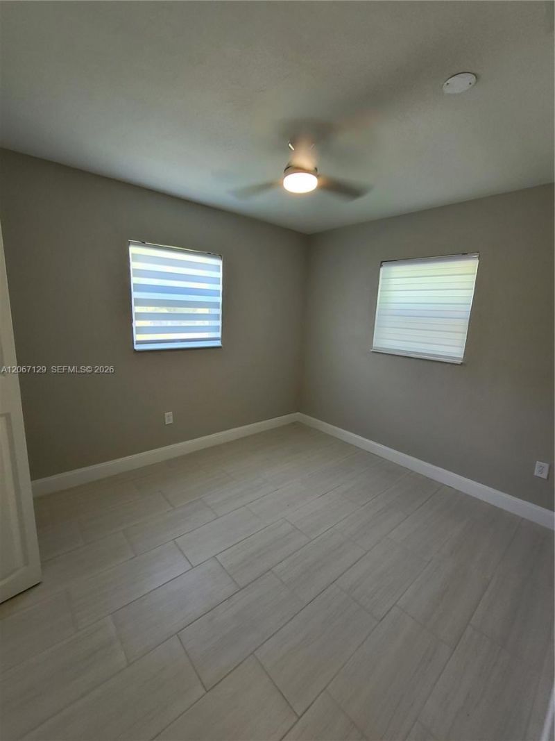 1240 NE 207th Ter , Miami, FL 33179 Photo