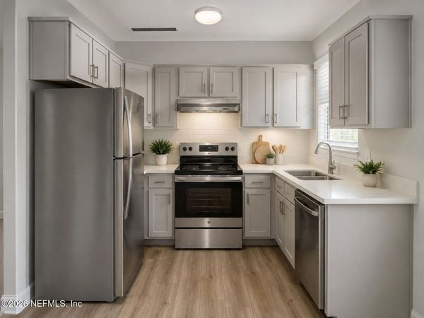 614 4TH Street N, Unit B, Jacksonville Beach, FL 32250
