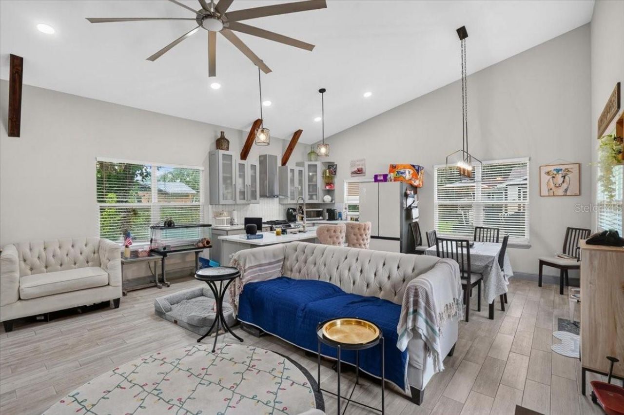 205 Cagle Road, Brandon, FL 33511 Photo