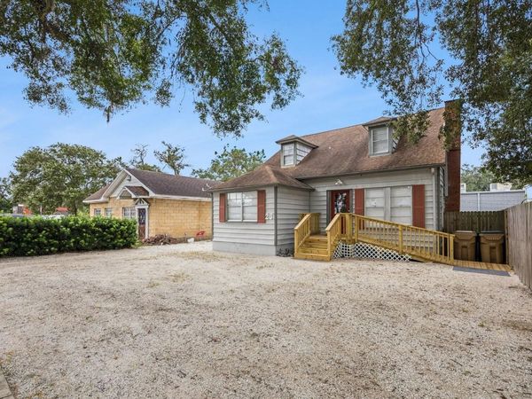 25 E PINECREST AVENUE , EUSTIS, FL 32726