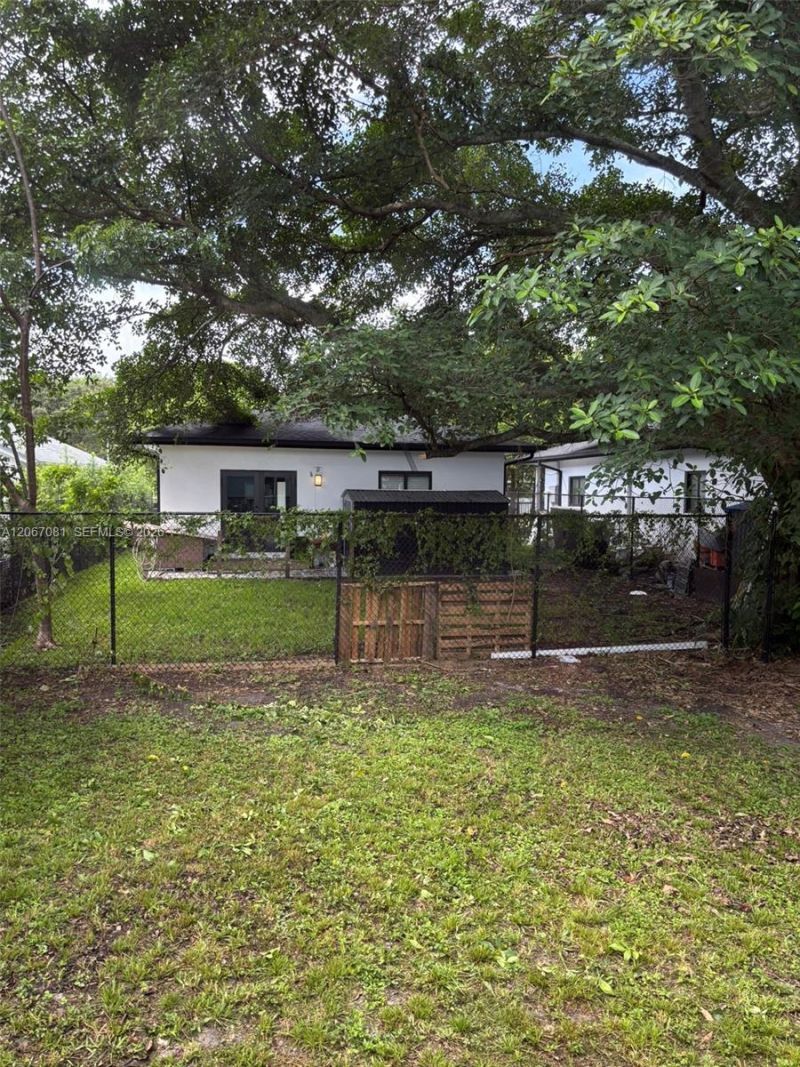 Please Call For Address, Miami, FL 33142 Photo