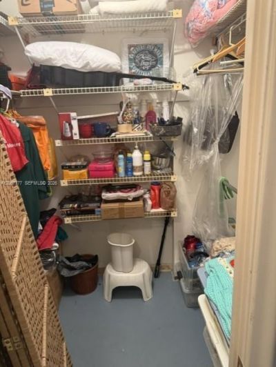 619 NE 14th Ave, Unit 403, Hallandale Beach, FL 33009 Photo