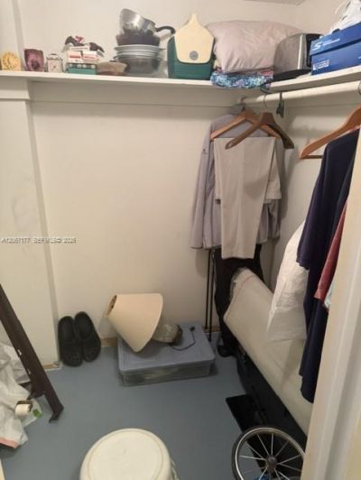 619 NE 14th Ave, Unit 403, Hallandale Beach, FL 33009 Photo