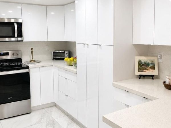 9735 NW 52nd St , Unit 305, Doral, FL 33178