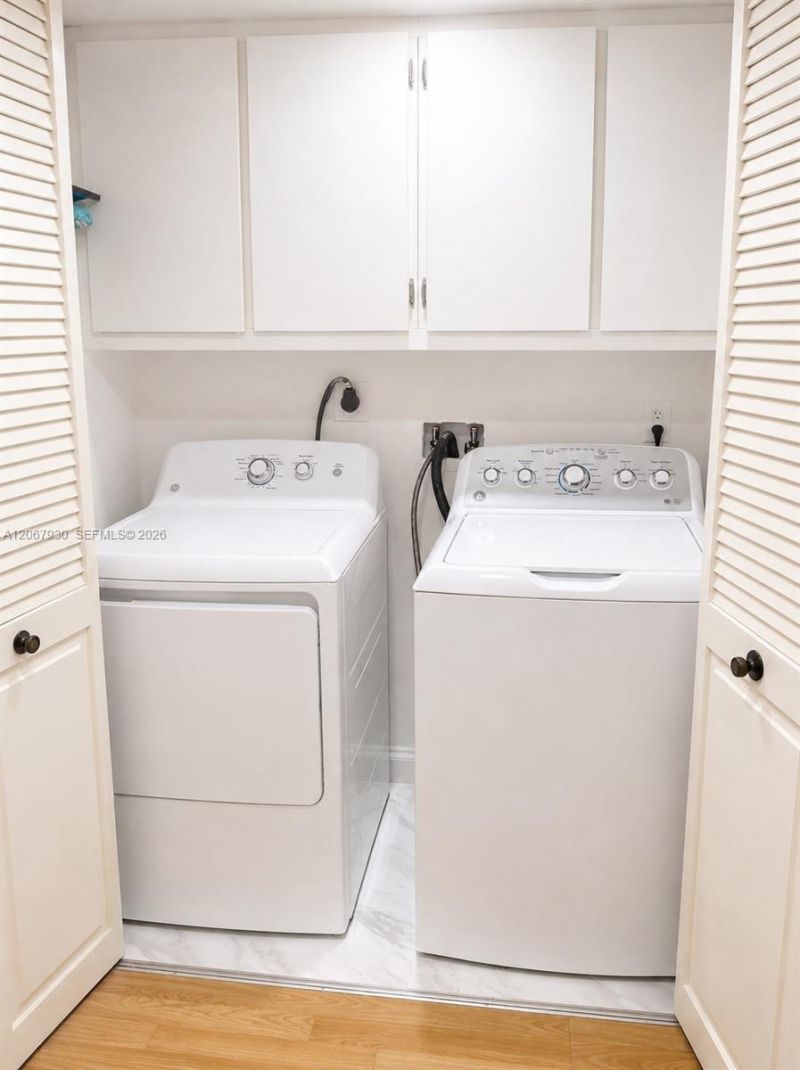 9735 NW 52nd St , Unit 305, Doral, FL 33178 Photo