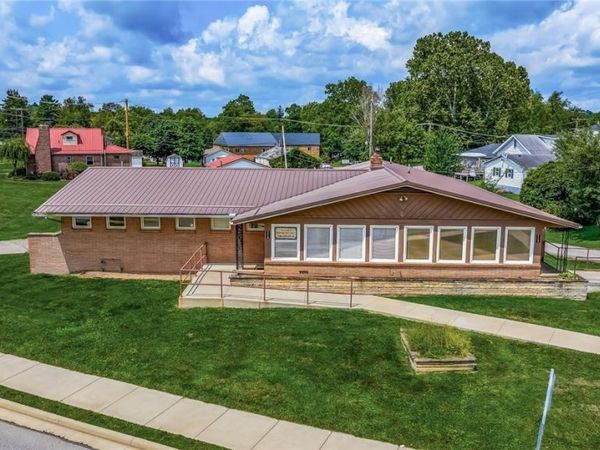 1117 Clark Street , Cambridge, OH 43725