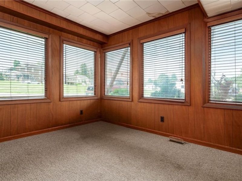 1117 Clark Street, Cambridge, OH 43725 Photo 6