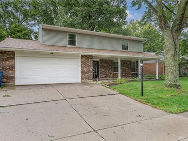 8930 Willowgate Lane, Huber Heights, OH 45424