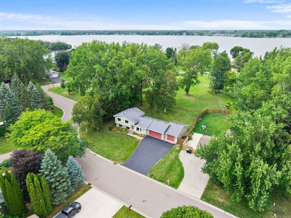 1555 Lamotte Circle, Centerville, MN 55038