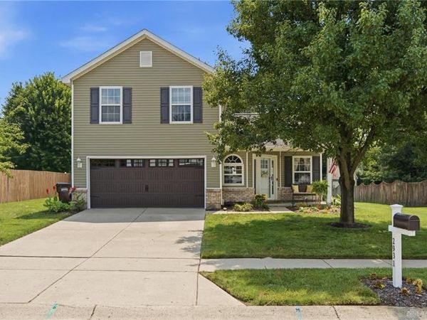 2931 W Barnhill Place, Xenia, OH 45385