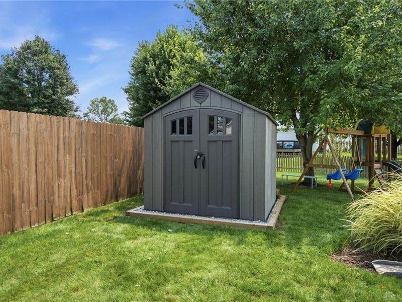 2931 W Barnhill Place, Xenia, OH 45385 Photo 10