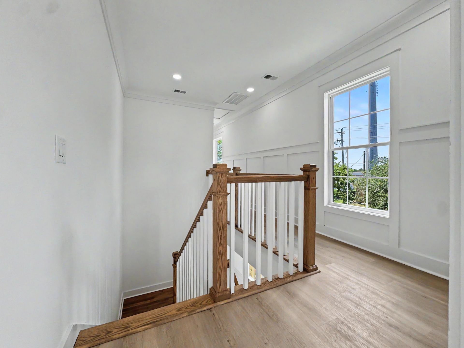2233 Clinton Street Photo 22