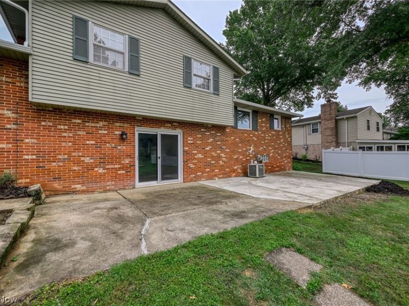 5610 Comanche Street NW, North Canton, OH 44720 Photo 20