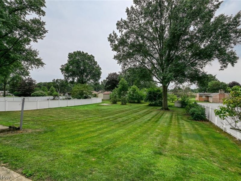 5610 Comanche Street NW, North Canton, OH 44720 Photo 25