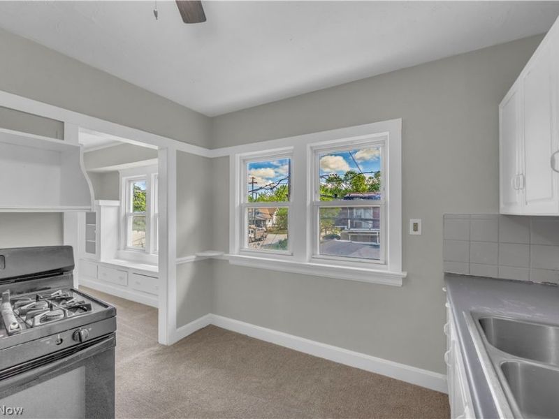 10103 Almira Avenue, Unit 2/UP, Cleveland, OH 44111 Photo 10