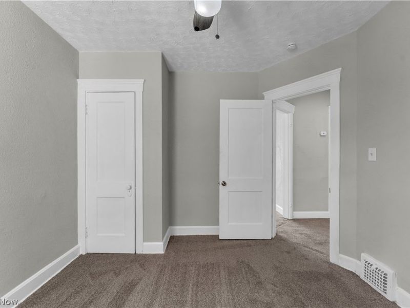 10103 Almira Avenue, Unit 2/UP, Cleveland, OH 44111 Photo 12