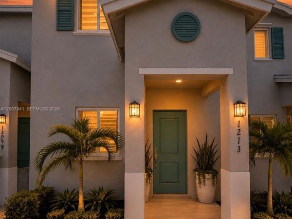 1213 NW 4th Ln , Unit 1213, Florida City, FL 33034