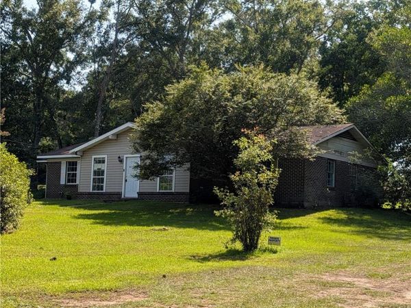 7264 Broadview Drive W, Theodore, AL 36582