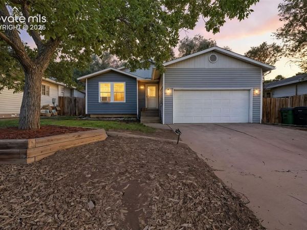 972 Columbine Avenue, Colorado Springs, CO 80904