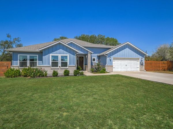 671 Shiloh RD, Bastrop, TX 78602