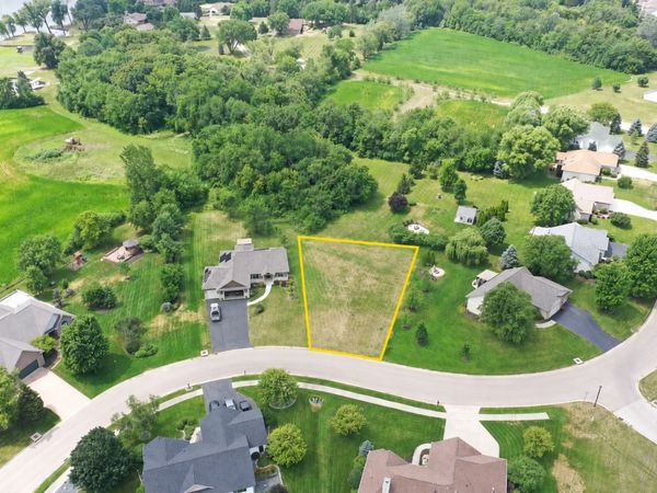 1297 Key West Drive, Machesney Park, IL 61103