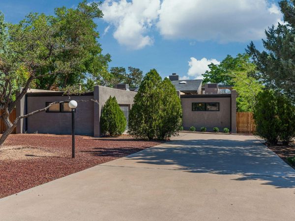 4900 Justin Drive NW, Albuquerque, NM 87114